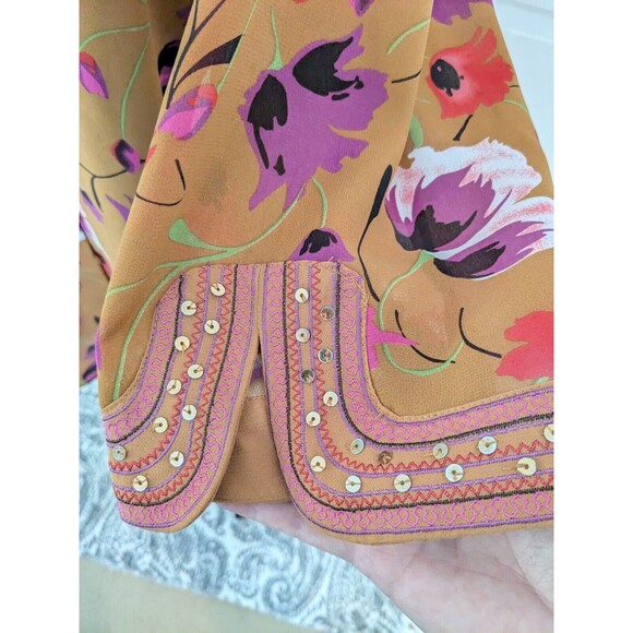 Maggie Barnes Floral Tunic in Mustard/Pink, Size 22 - Picture 6 of 13